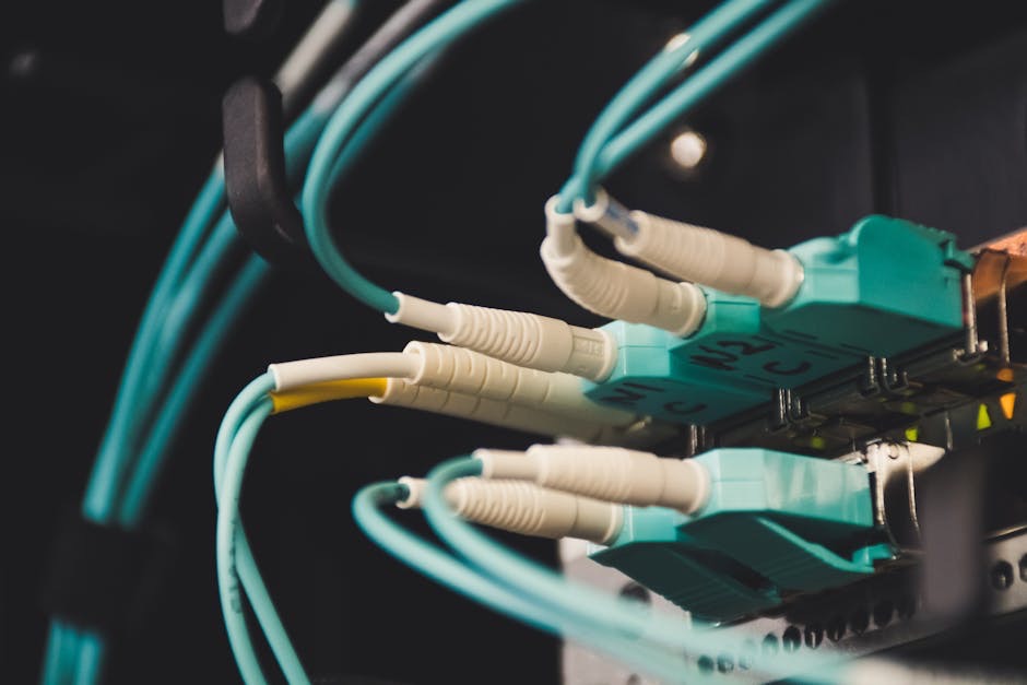 High-speed data transmission for instant email delivery - tempomailusa.com vs temp-mail.org